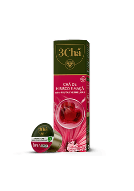 Embalagem-de-capsulas-de-cha-de-hibisco-e-maca-sabor-frutas-vermelhas-TRES®-acompanhada-de-capsula-individual-ambas-dispostas-sobre-fundo-branco.-A-caixa-apresenta-uma-xicara-com-o-cha-em-tom-vermelho-intenso-sobre-ilustracao-floral-com-logomarca-TRES®-no-topo-e-informacoes-de-uso-exclusivo-para-solucao-TRES®.-A-capsula-possui-tampa-em-tom-rosa-com-identificacao-do-sabor-e-logotipos-TRES®-e-Caffitaly-System.